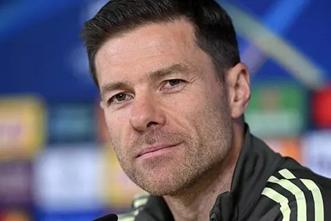 قبل لقاء مانشستر سيتي.. ألونسو يعلق على مستقبله مع ريال مدريد